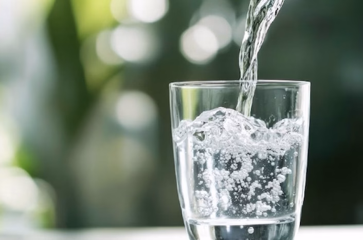 Les bienfaits insoupçonnés de l&rsquo;eau minérale pour la santé